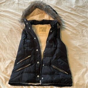 Navy Puffer Vest